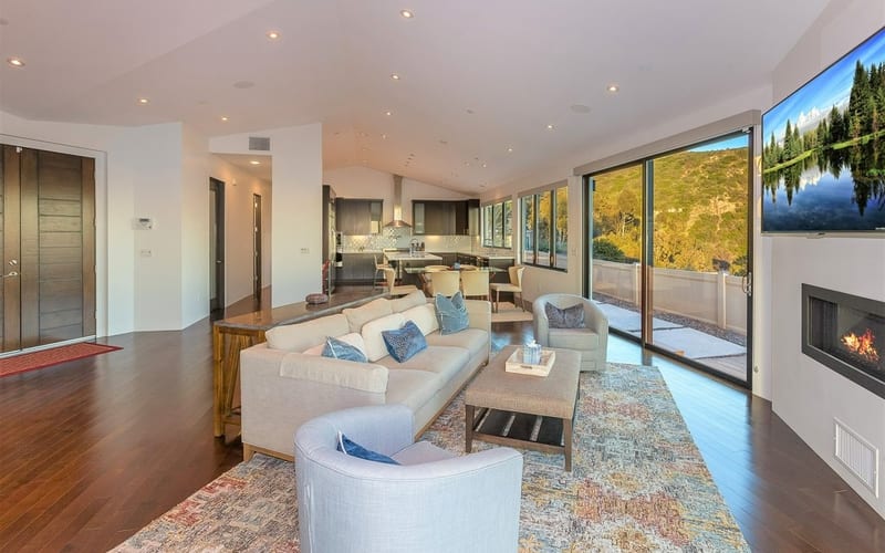 Malibu Coastal Retreat — interior living room